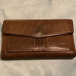 Fossil Brown leather tri wallet